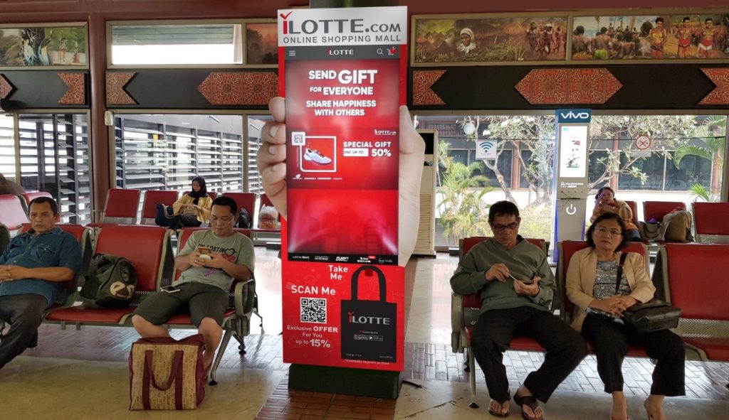 Iklan Bandara untuk Kampanye i-LOTTE di Bandara Internasional Soekarno-Hatta
