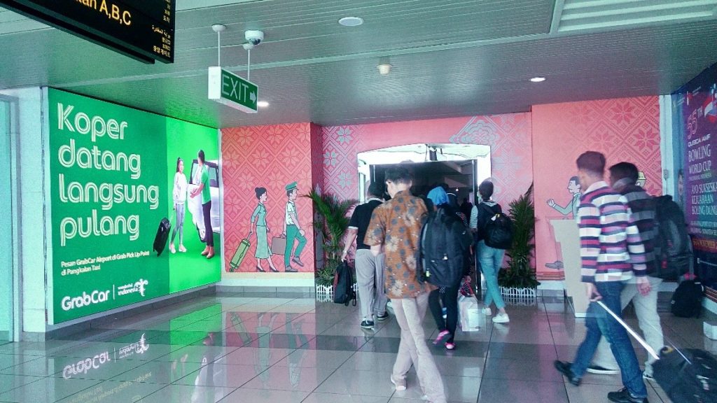 Iklan Bandara untuk Kampanye GrabCar di Bandara Internasional SMB II Palembang